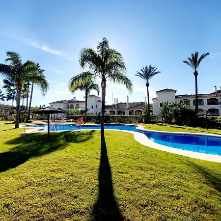 Apartment Apartament Selwo - Garden & Pool, Holidays Estepona